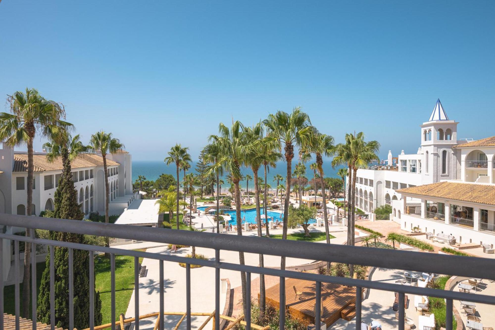 Daia Slow Beach Hotel Conil - Adults Only Recommended โกนิล เด ลาฟรอนเตรา ภายนอก รูปภาพ
